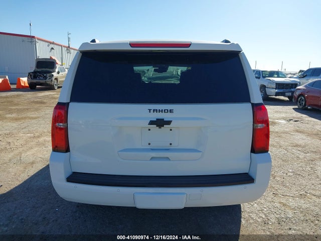 Chevrolet Tahoe Lt 2018 1GNSCBKC7JR148962 Image 17