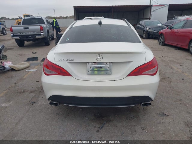 Mercedes-Benz CLA 250 2015 WDDSJ4EB7FN187925 Image 16