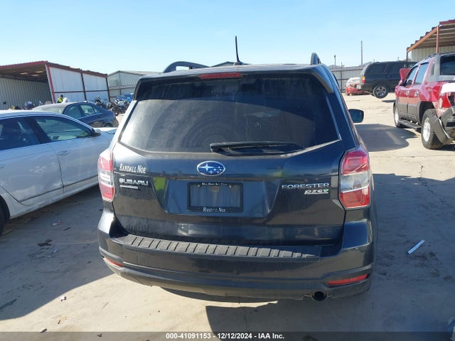 Subaru Forester 2.5i Limited 2015 JF2SJARC2FH447711 Image 16