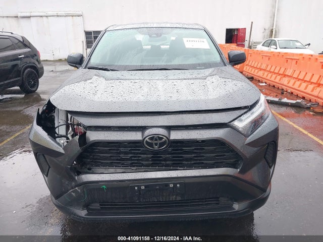 Toyota RAV4 LE 2024 2T3F1RFV8RW428356 Image 13