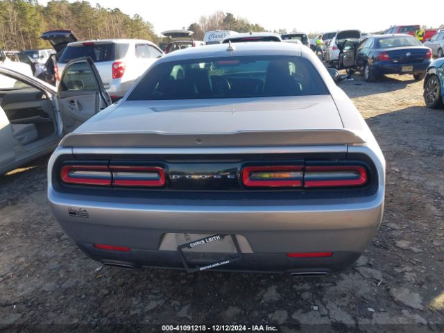 2C3CDZAG7GH101628 Dodge Challenger Sxt Plus