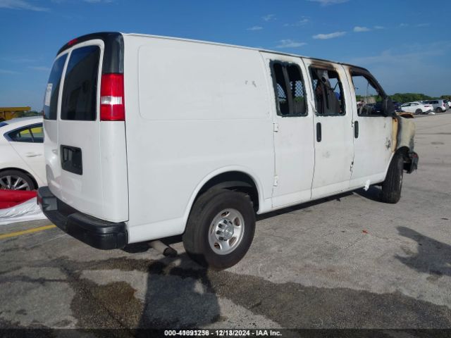 1GCWGAFP1M1310044 Chevrolet Express Cargo Rwd 2500 Regular Wheelbase Wt