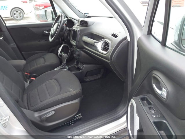 ZACCJABB0JPJ62587 Jeep Renegade Latitude Fwd