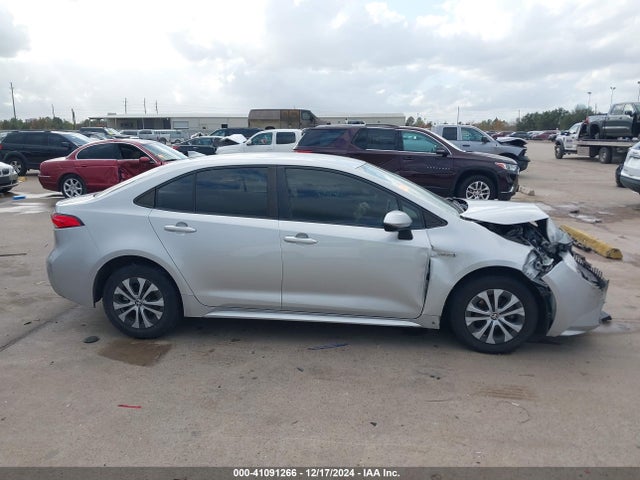 JTDEAMDE8MJ034736 Toyota Corolla Hybrid Le