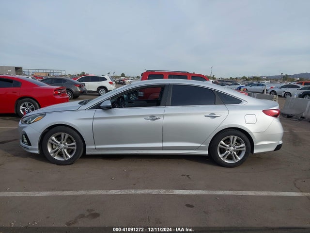 Hyundai SONATA SEL 2019 5NPE34AF7KH744143 Image 14