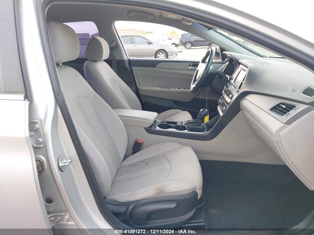 Hyundai SONATA SEL 2019 5NPE34AF7KH744143 Image 5