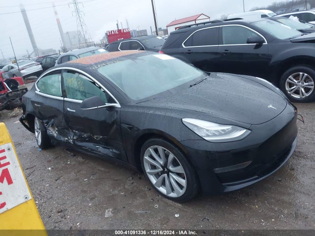 2019 TESLA MODEL 3 5YJ3E1EB5KF194091 Photo 0