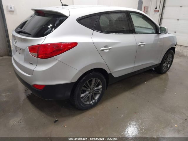 KM8JTCAF5FU953980 Hyundai TUCSON GLS