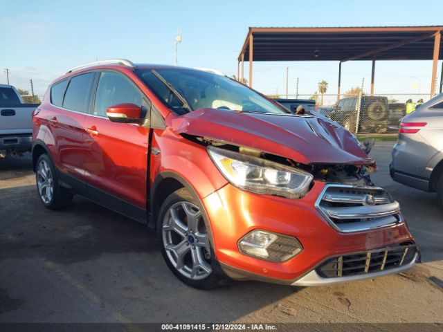1FMCU9J90KUC32396 Ford Escape Titanium