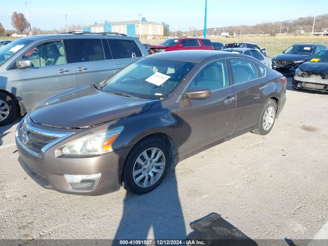 Nissan Altima 2.5 S 2014 1N4AL3AP8EC408041 Image 2
