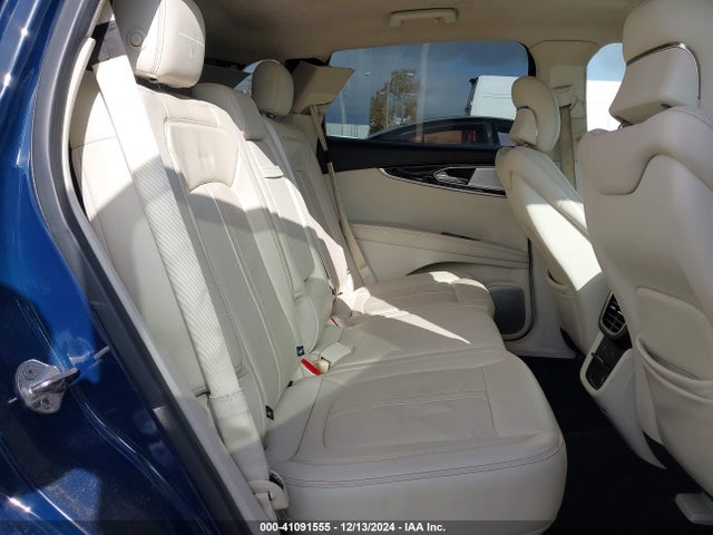 2LMPJ9JP0JBL18891 Lincoln Mkx Black Label
