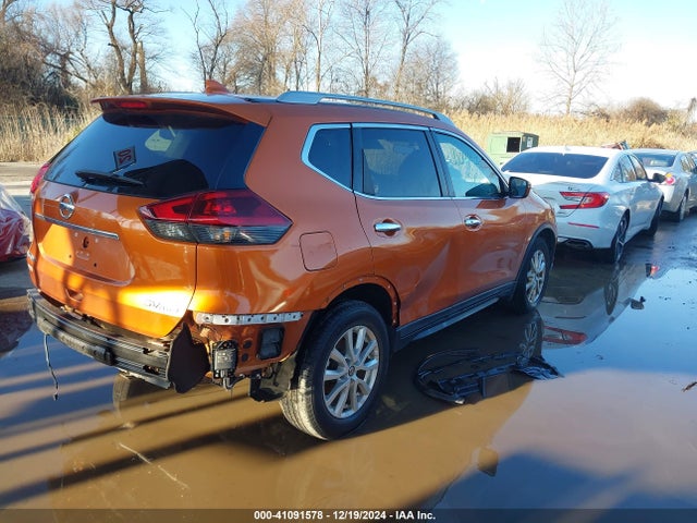 Nissan ROGUE SV 2018 5N1AT2MV0JC805828 Image 4