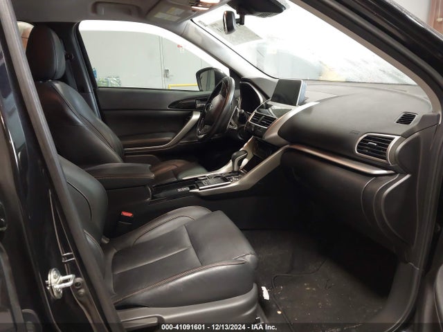 JA4AT5AA8KZ011353 Mitsubishi Eclipse Cross Sel