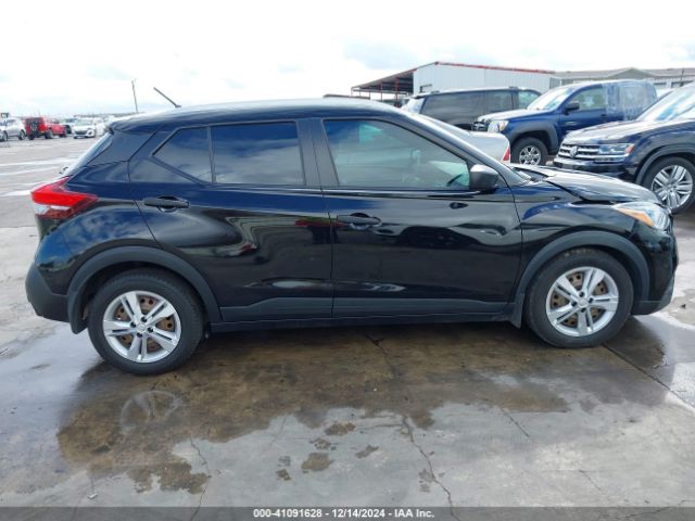 3N1CP5CU5KL563929 Nissan KICKS S