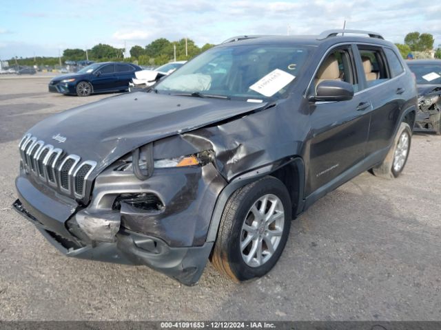 1C4PJLCB1HW561763 Jeep Cherokee Latitude Fwd