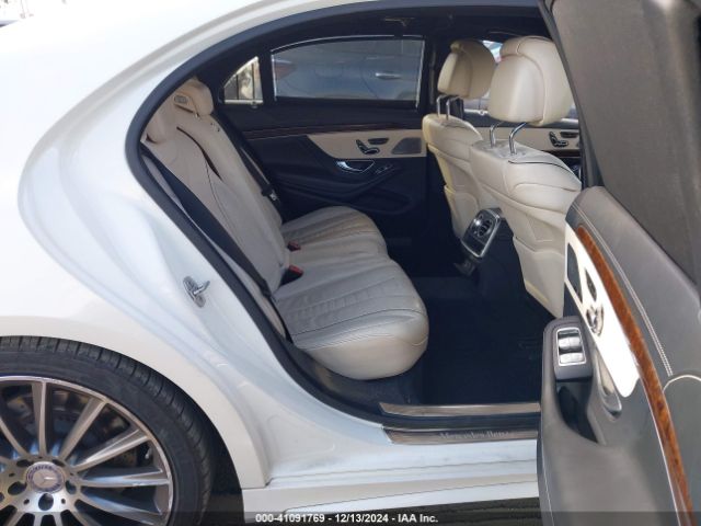 WDDUG8CB3GA233132 Mercedes-Benz S 550
