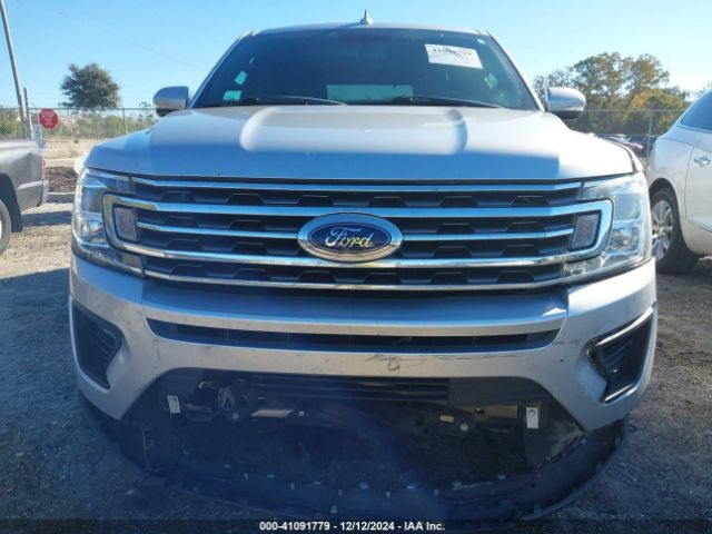1FMJU1HT7JEA57955 Ford Expedition Xlt