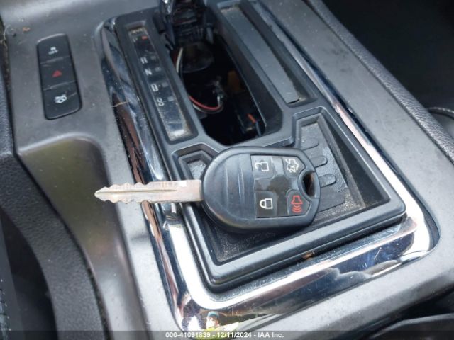 1ZVBP8EM4E5319147 Ford Mustang V6 Premium