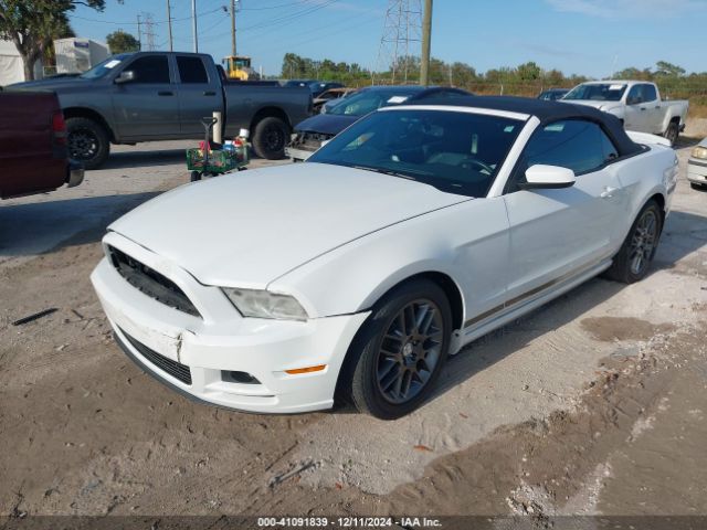 1ZVBP8EM4E5319147 Ford Mustang V6 Premium