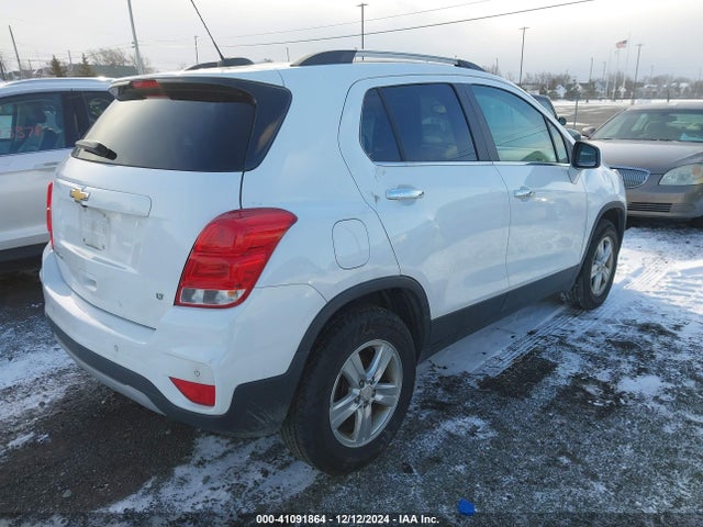 Chevrolet Trax Lt 2017 3GNCJPSB9HL205615 Image 4