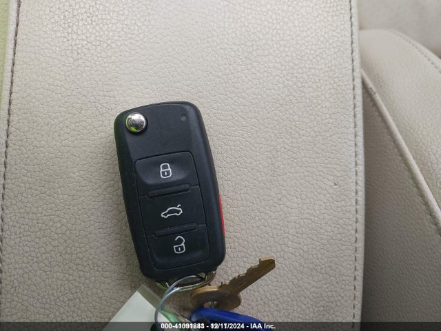 3VWDB7AJ8HM245209 Volkswagen Jetta 1.4t Se