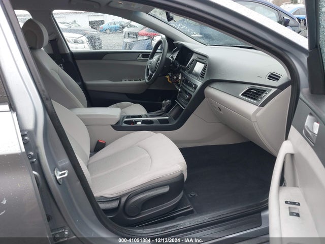 Hyundai SONATA SE 2017 5NPE24AF6HH471465 Image 5