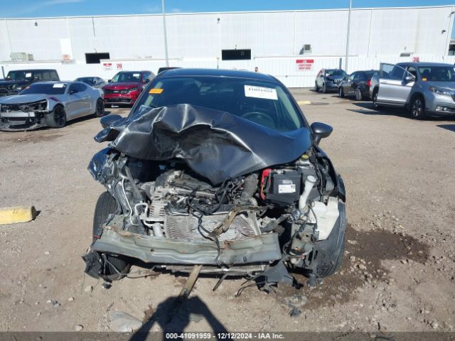 3FADP4BJ1KM145001 Ford FIESTA SE