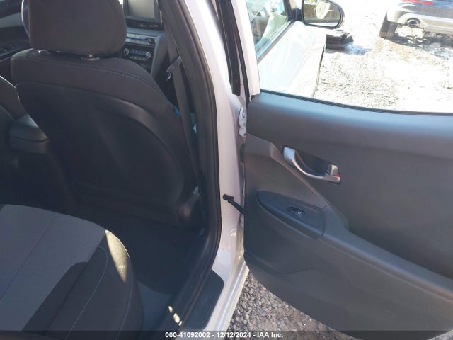 Hyundai Veloster 2.0 2019 KMHTG6AFXKU010489 Image 8