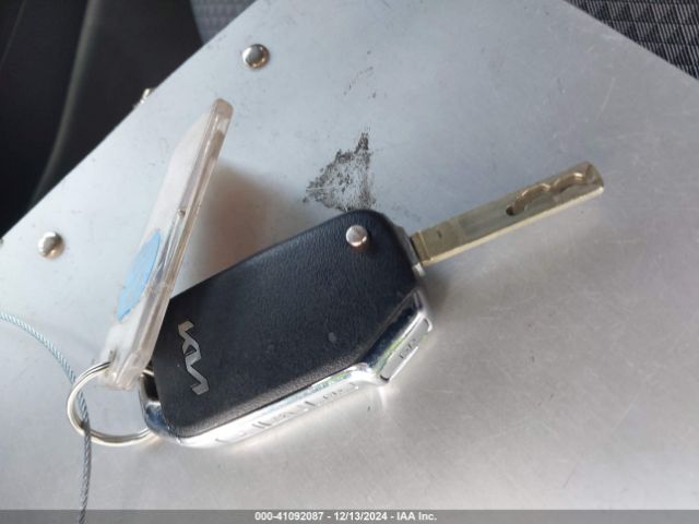 KNDJ23AU0N7811782 KIA SOUL LX