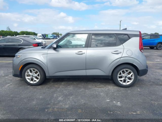 KNDJ23AU0N7811782 KIA SOUL LX