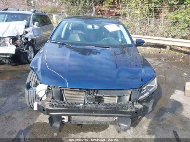 1VWBA7A34JC041803 Volkswagen Passat 2.0t Se