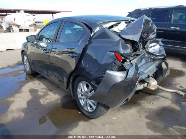 3MYDLBZV0GY139453 Scion IA