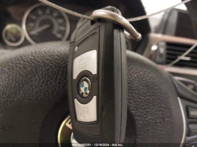 Продажа на аукционе авто 2015 Bmw 328i, vin: WBA3A5G57FNS86687, номер лота: 41092251