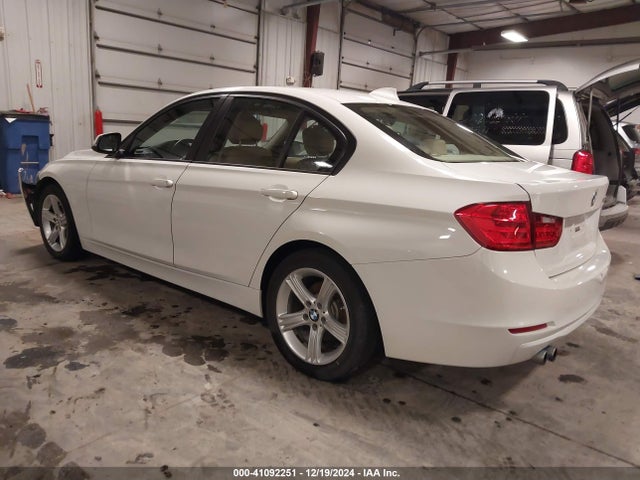 Продажа на аукционе авто 2015 Bmw 328i, vin: WBA3A5G57FNS86687, номер лота: 41092251