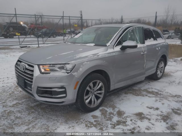 WA1AAAF72HD010698 Audi Q7 3.0t Premium