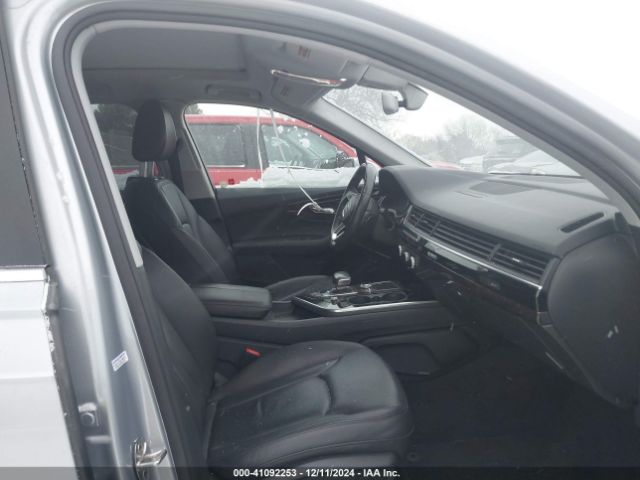 WA1AAAF72HD010698 Audi Q7 3.0t Premium