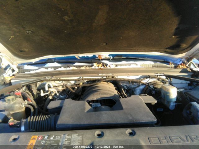 1GNSKHKCXHR301558 Chevrolet Suburban Lt