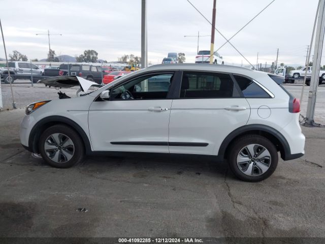 KNDCC3LC2K5350540 KIA NIRO EX