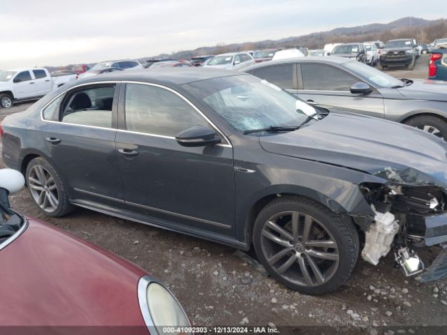 1VWDT7A32HC049413 Volkswagen Passat 1.8t R-line