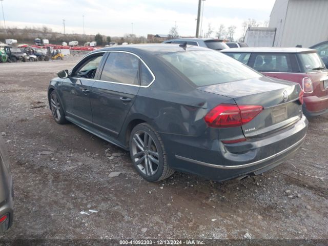 1VWDT7A32HC049413 Volkswagen Passat 1.8t R-line