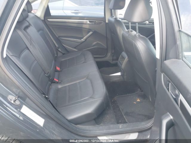 1VWDT7A32HC049413 Volkswagen Passat 1.8t R-line