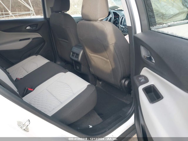 2GNAXJEV6J6241670 Chevrolet EQUINOX LT