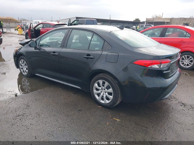 Toyota COROLLA LE 2020 5YFEPRAE4LP021900 Image 3