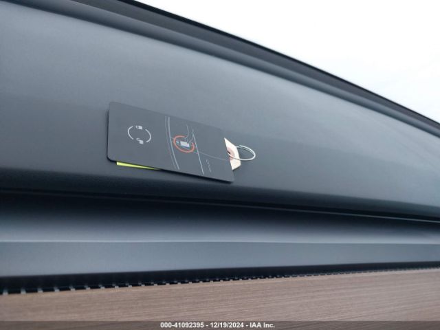 5YJ3E1EBXJF127906 Tesla Model 3 Long Range/performance