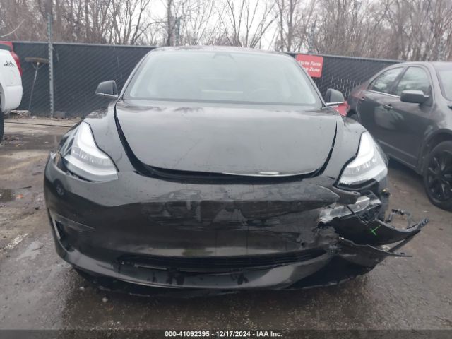 5YJ3E1EBXJF127906 Tesla Model 3 Long Range/performance