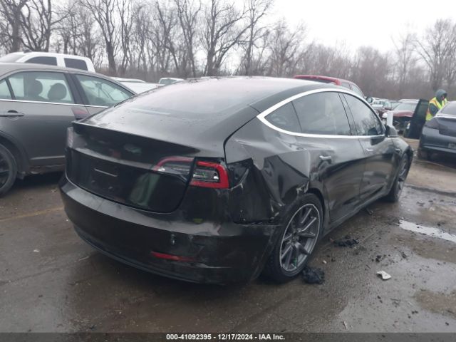 5YJ3E1EBXJF127906 Tesla Model 3 Long Range/performance