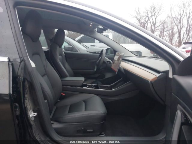 5YJ3E1EBXJF127906 Tesla Model 3 Long Range/performance