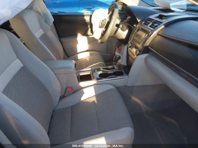 4T1BD1FK0EU123742 Toyota Camry Hybrid Le