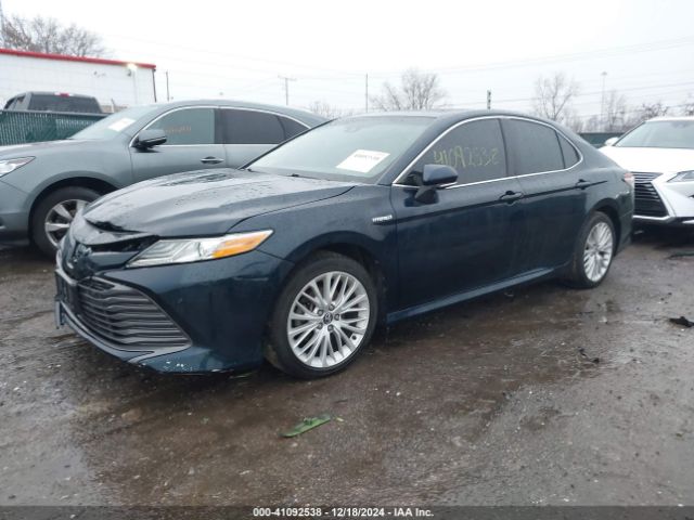 4T1B21HK2JU507700 Toyota Camry Hybrid Xle
