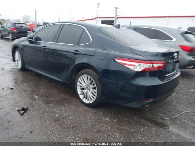 4T1B21HK2JU507700 Toyota Camry Hybrid Xle
